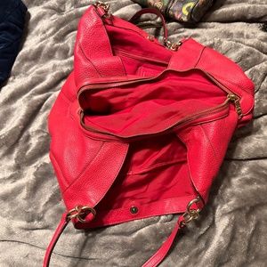 Woman’s COACH Purse
